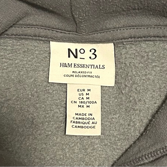 H&M Essentials Relaxed Fit Hoodie Medium Blue Gray Fleece Minimalist - Picture 4 of 5